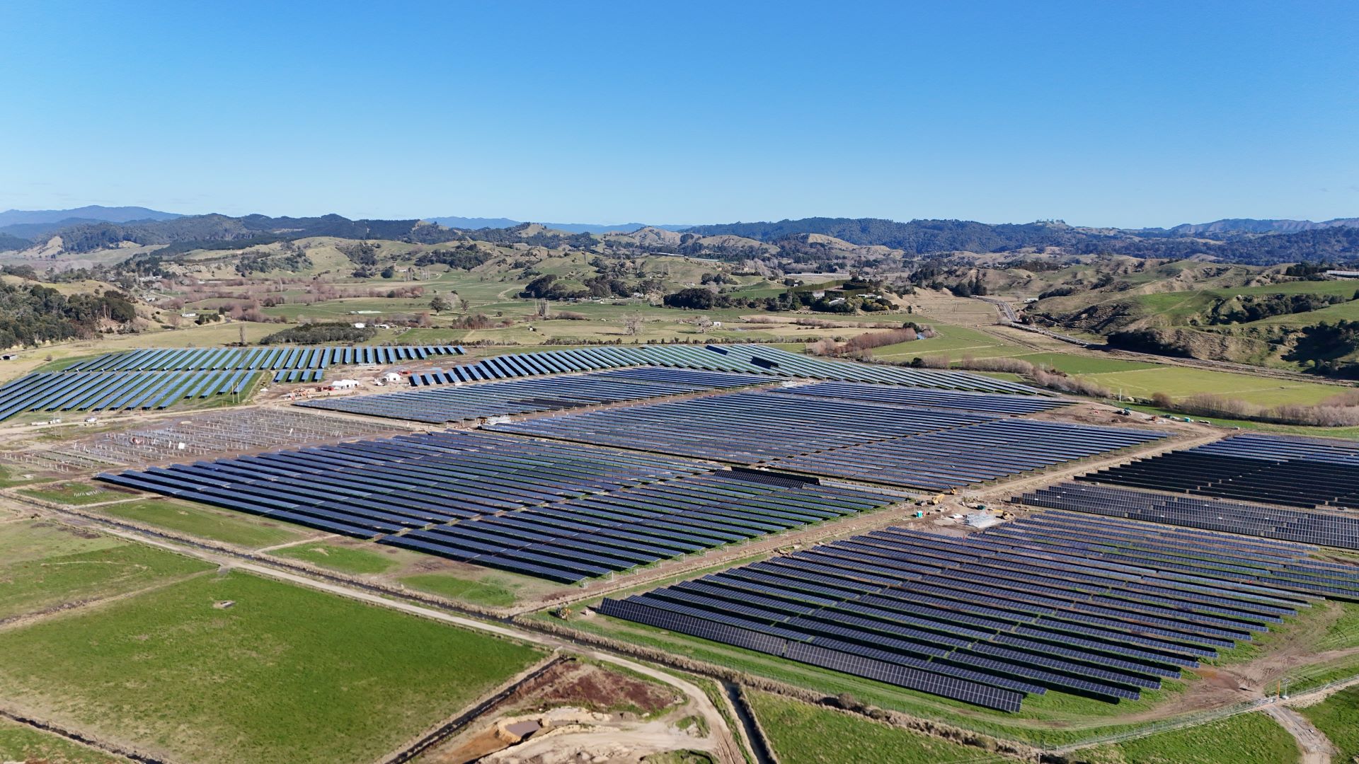 Lodestone Energy_Te Herenga o Te Rā Solar Farm_during construction